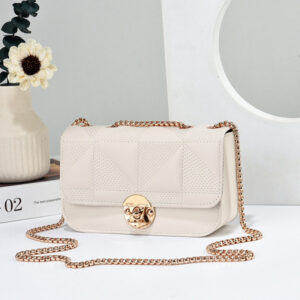 Fashionable shoulder bag